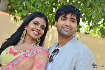 2 States Movie Opening